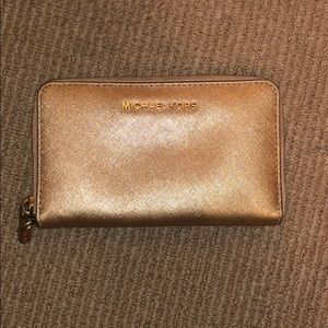 Michael kors wallet phone holder